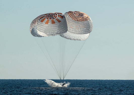  NASA Astronauts Return Home After 9 Months Stuck in Space | SpaceX Dragon Capsule Lands
